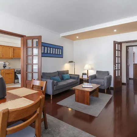 Azores - Jose Do Canto * Πόντα Ντελγκάντα